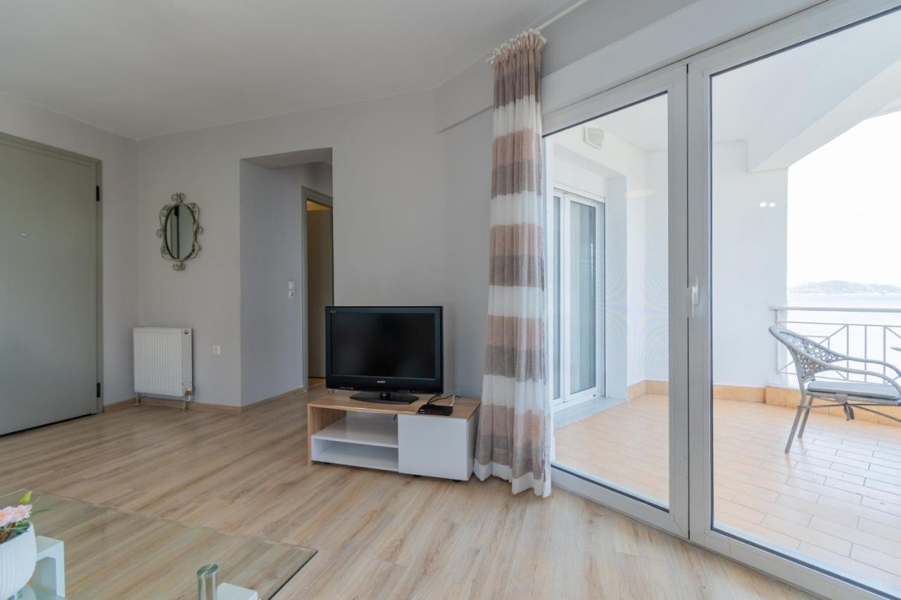 Anesis Seaview Apartment 2 Neos Marmaras Exterior photo